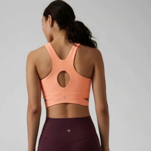 Athleta Conscious Cut Out Crop D-DD - Picture 2 of 3